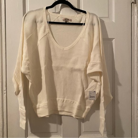 53) NWT Free People Santa Clara Long Sleeve Thermal Top Alabaster - Picture 3 of 8